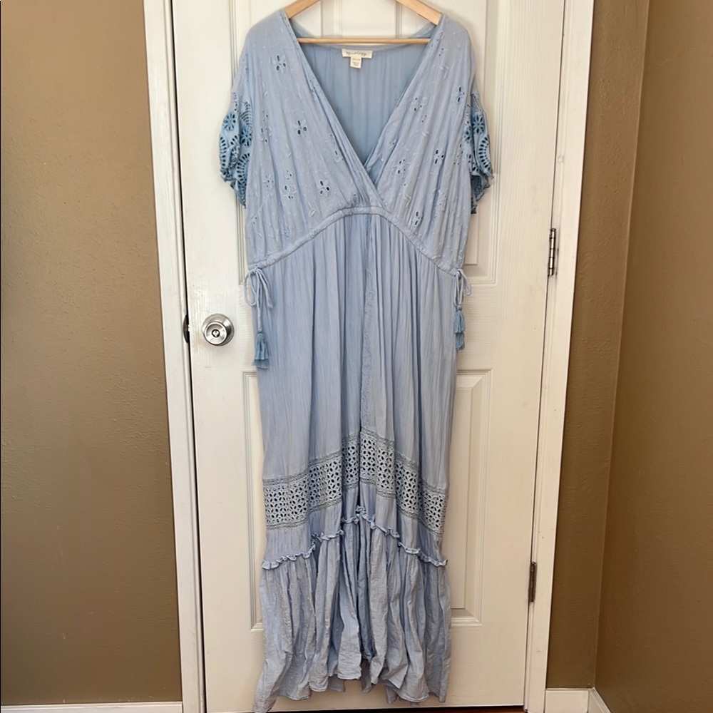 Aveology Maxi Dress